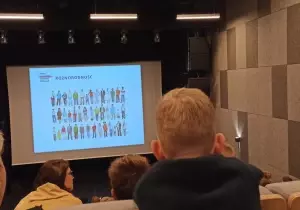 315095561_689917235806390_606033003336091231_n-300x210