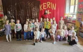 zdjęcie grupowe dzieci