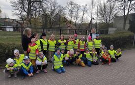 Grupowe zdjęcie grupy piątej