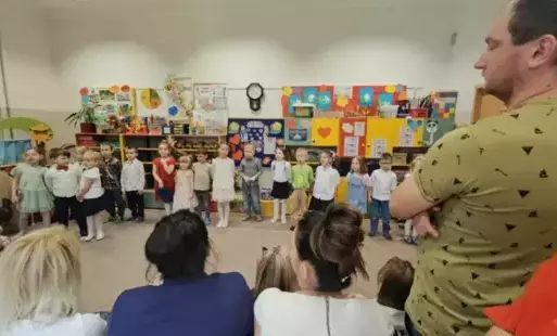 Dzieci występują
